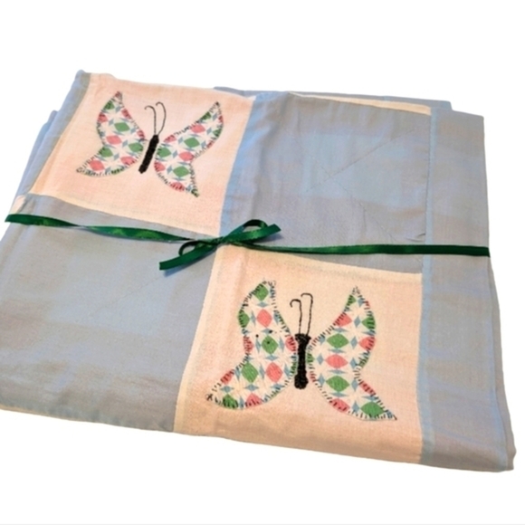 VINTAGE QUILT Butterfly Pastel Baby Blue Crib Nursery Embroidered Blanket - Picture 4 of 11